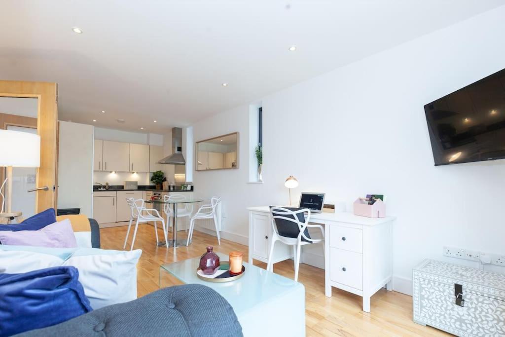 Oxfordshire Living - The Tolkien Apartment - Oxford Exterior photo